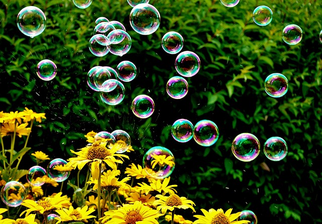 Des idées dans l'air comme des bulles de savon
